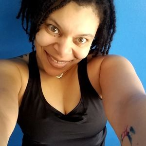 Meet your Posher, Regina r.